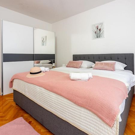 Apartment Pavla Crikvenica Eksteriør billede